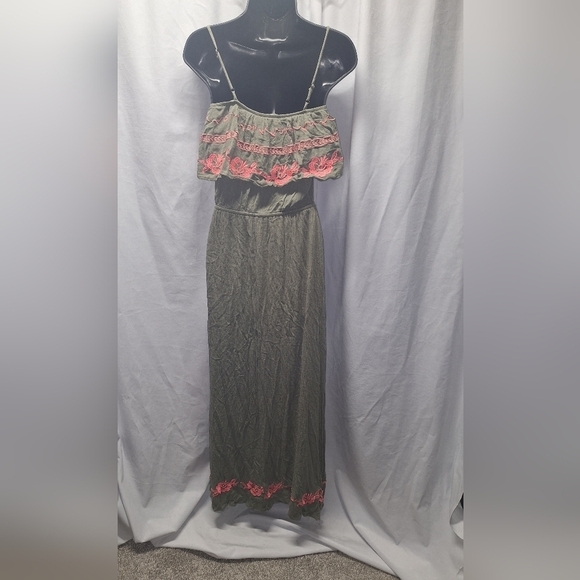 Miami small maxi off shoulder dress - Picture 6 of 7